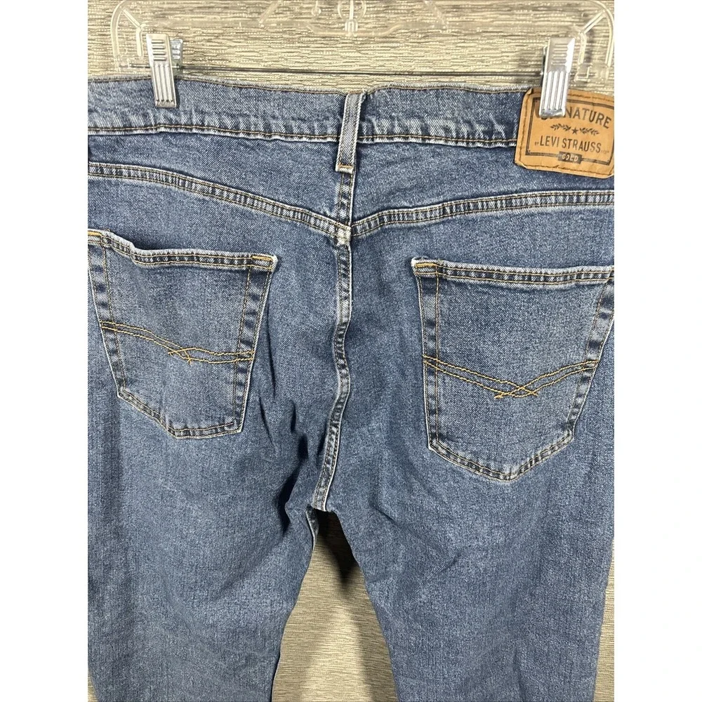 Levis this jean
